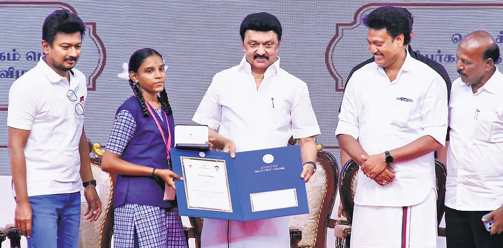 அரசுப் பள்ளி மாணவர்களுக்கு  7.5% இடஒதுக்கீடு - 40 ஆயிரம் பேர் பயன் : அமைச்சர் கோவி. செழியன் பெருமிதம்!