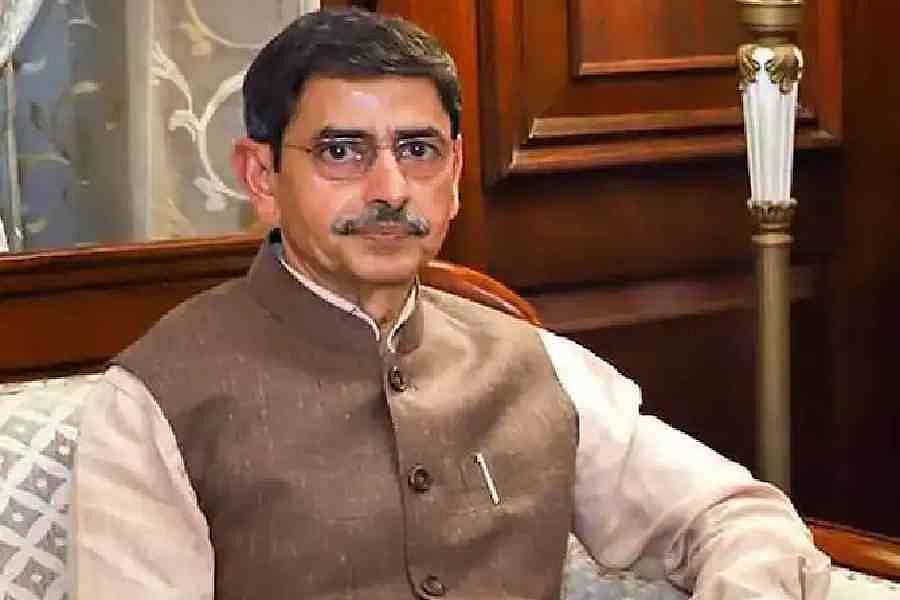 தமிழ்நாட்டின் வளர்ச்சி சரிய வேண்டும் என்று நினைக்கிறார் ஆளுநர் ஆர்.என்.ரவி - முரசொலி கடும் விமர்சனம் !