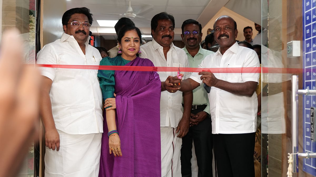 சென்னையில் ‘மாடல் சார்பதிவாளர் அலுவலகம்’: அமைச்சர்கள் மா.சுப்பிரமணியன், மூர்த்தி ஆகியோர் திறந்து வைத்தனர்