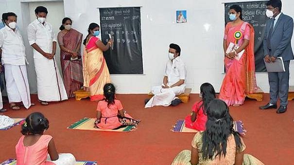 இல்லம் தேடிக் கல்வி முதல் காலணி உற்பத்தி வரை... தமிழ்நாடு மாபெரும் சாதனை - பொருளாதார ஆய்வறிக்கை பாராட்டு!