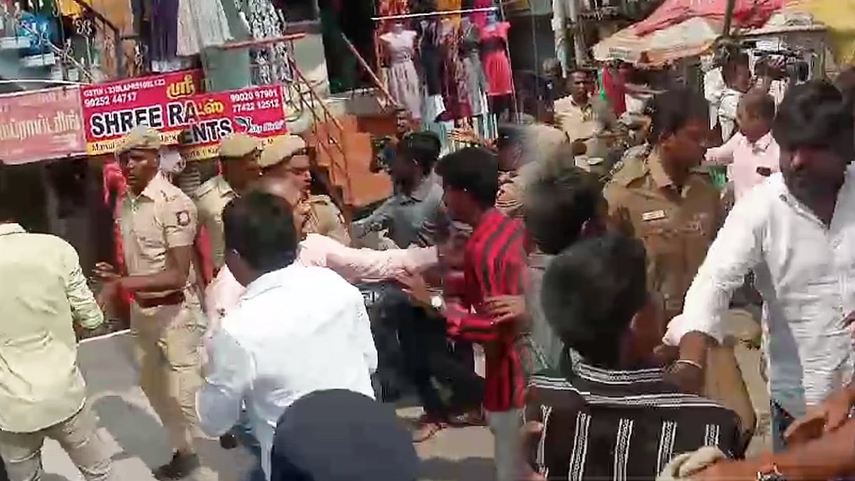 பெரியார் குறித்த துண்டறிக்கை விநியோகம்: த.பெ.திராவிடர் கழகத்தினர் மீது நாம் தமிழர் கட்சியினர் தாக்குதல்!