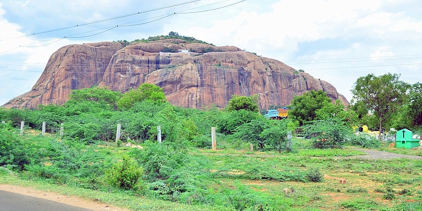 திருப்பரங்குன்றம் பிரச்சினைக்கு சென்னையில் ஏன் பேரணி - இந்து முன்னணி மனுவை தள்ளுபடி செய்த உயர்நீதிமன்றம்!