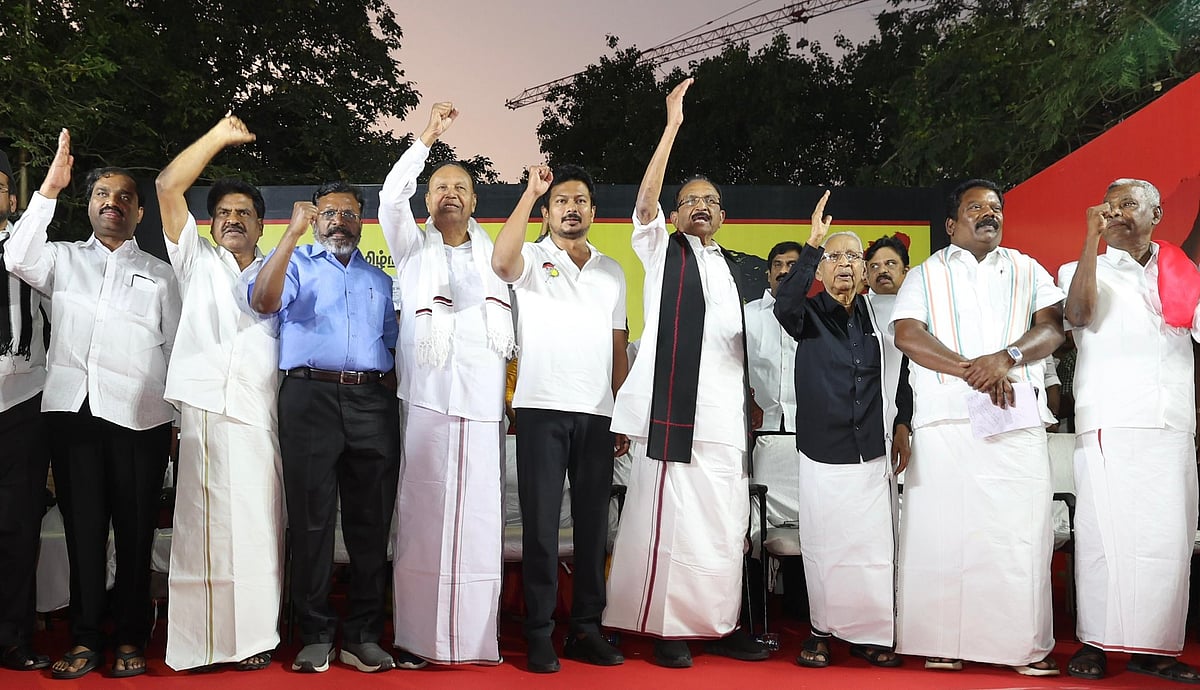 ”உங்கள் திமிரை தமிழ்நாடு அடக்கும்” : ஒன்றிய அரசுக்கு எதிராக வெகுண்டெழுந்த இந்தியா கூட்டணி!