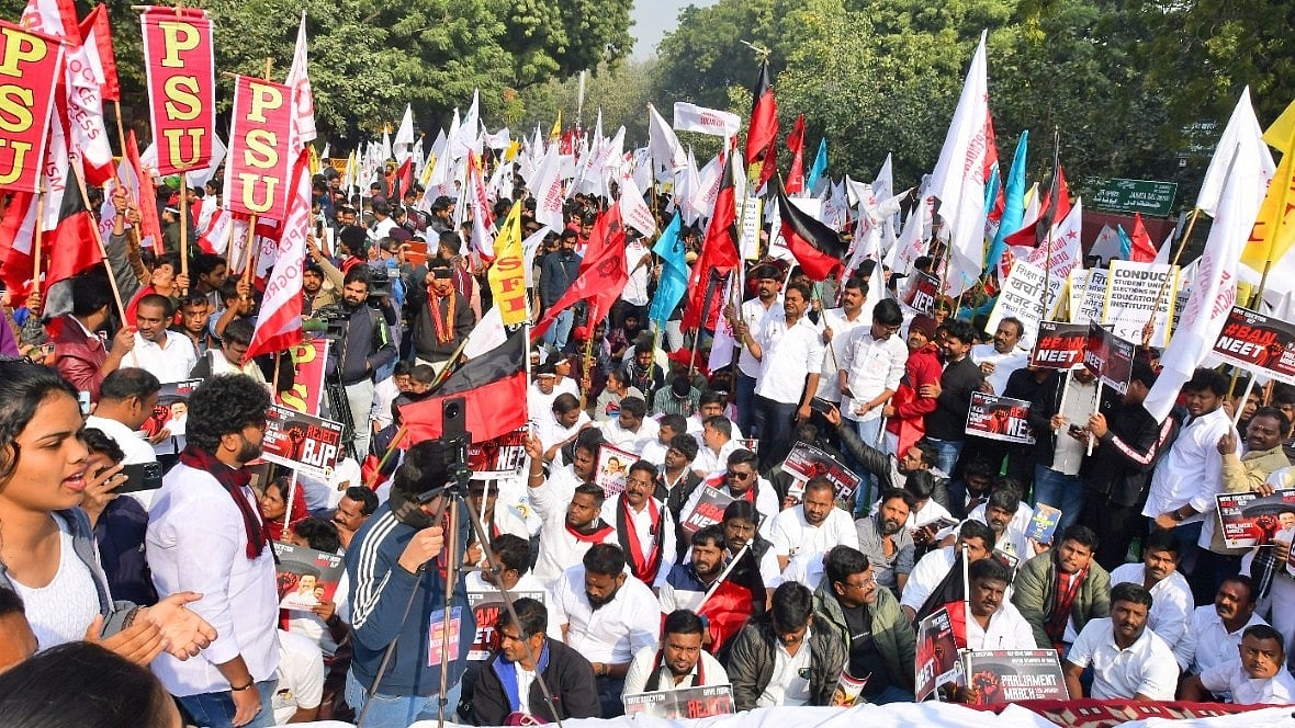 மாணவர் இயக்கங்களின் கூட்டமைப்பு சார்பில் பிப்.25ஆம் தேதி போராட்டம் - மாணவர் இயக்கங்கள் அறிவிப்பு !