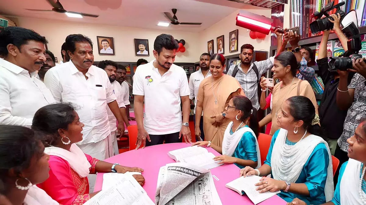 மகளிர் சுய உதவிக் குழுக்களுக்கு நற்செய்தி.. அரசு பேருந்துகளில் கட்டண சலுகை.. அறிவிப்பின் முழு விவரம்!