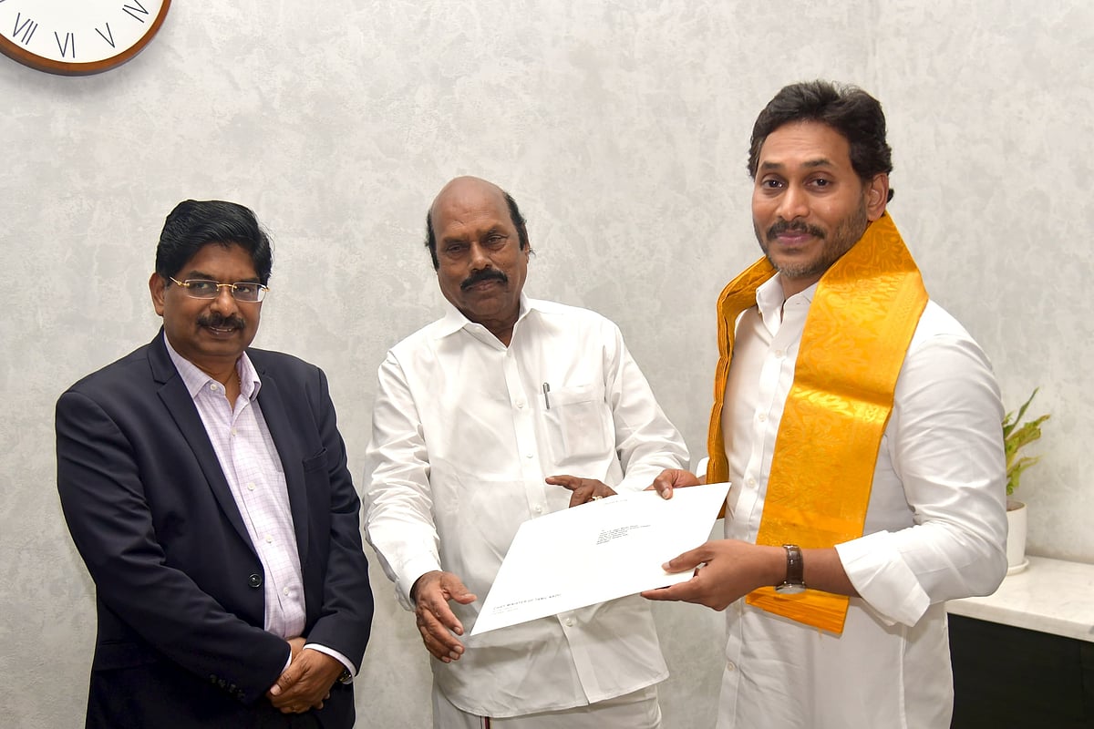 தொகுதி மறுசீரமைப்பு : மாநில முதல்வர்கள், தலைவர்களுக்கு நேரில் அழைப்பு!