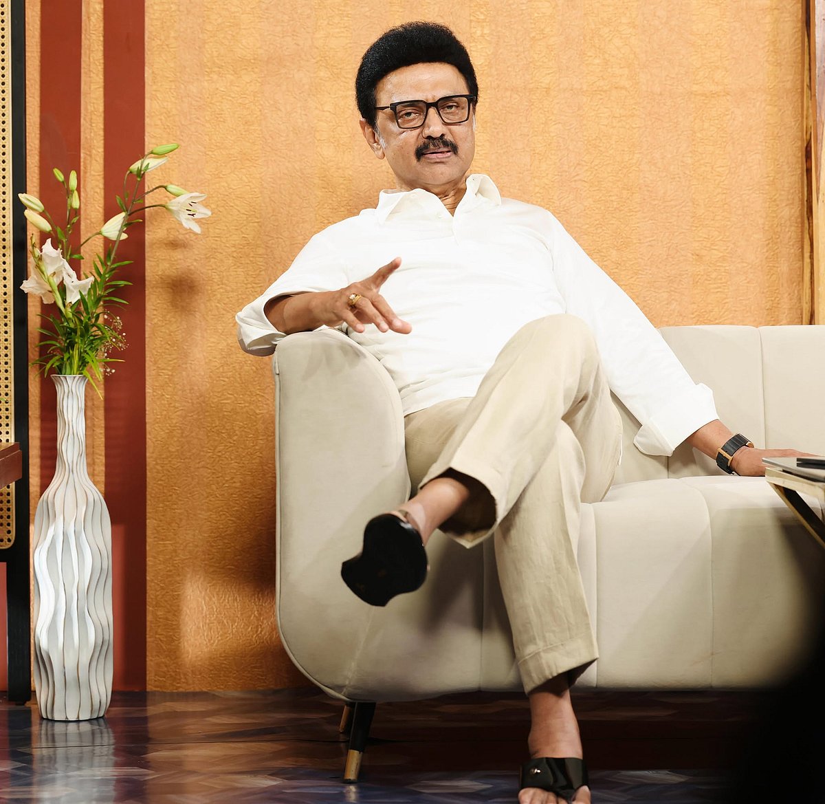 “இலக்கை அடையாமல் ஓய்வில்லை!” : “உங்களில் ஒருவன்” காணொளி கேள்விகளும், முதலமைச்சரின் பதில்களும் உள்ளே!