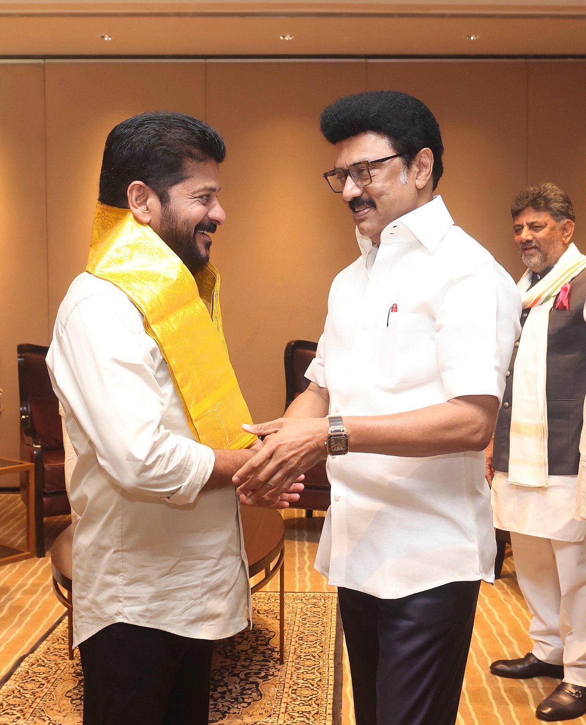 ”வரலாற்று சிறப்பு மிக்க  போராட்டத்தை முன்னெடுத்துள்ள  மு.க.ஸ்டாலின்” : முதலமைச்சர் பினராயி விஜயன் பேச்சு!