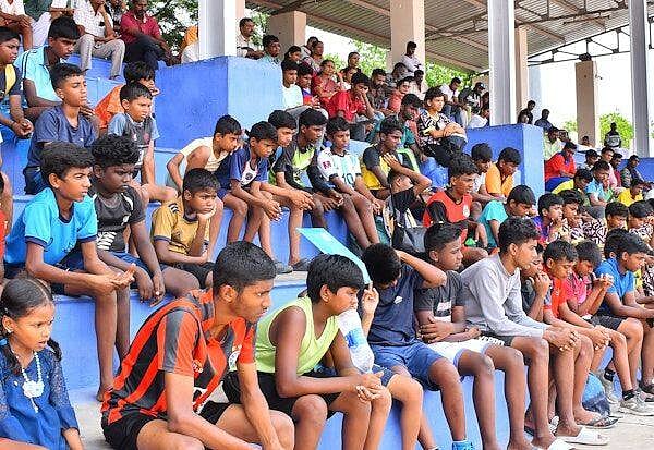 மாணவர்கள் கவனத்திற்கு... சிறப்பு நிலை விளையாட்டு விடுதியில் சேர விண்ணப்பிக்கலாம்! - விவரம் உள்ளே!