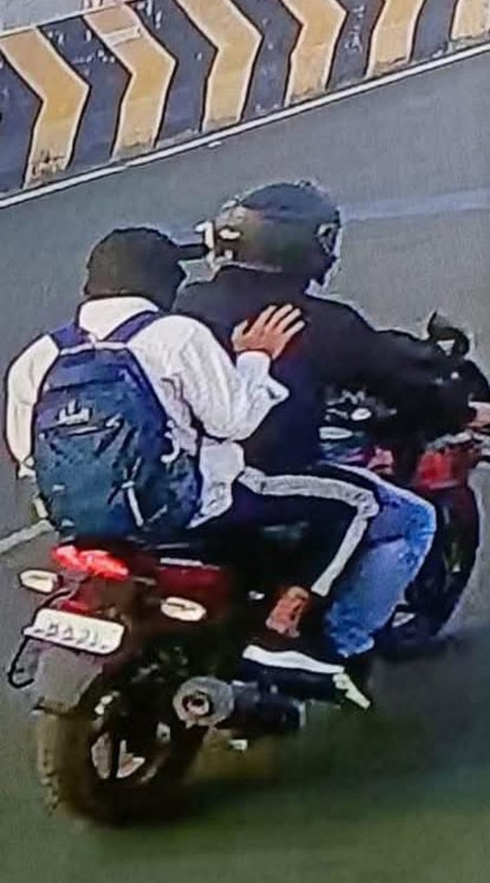 சென்னையில் செயின் பறிப்பில் ஈடுபட்ட வடமாநில கொள்ளையர்கள் விமான நிலையத்தில் கைது : காவல்துறை அதிரடி ! 
