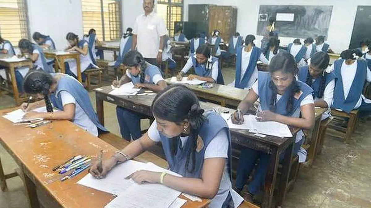 தமிழ்நாட்டில் நாளை 9,13,084 மாணவர்கள் 10-ம் வகுப்பு பொதுத்தேர்வை எழுதவுள்ளனர் - அமைச்சர் அன்பில் மகேஸ் !