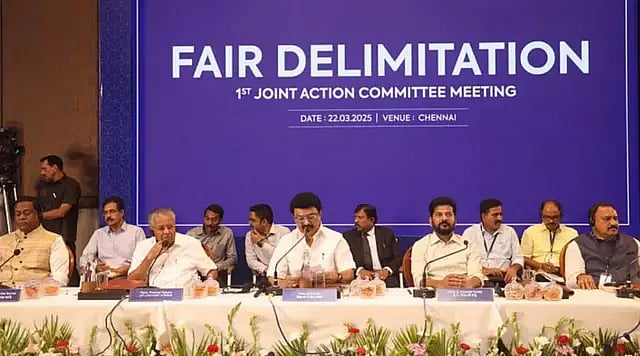 ”உலக அளவில் கவனம் ஈர்த்த மு.க.ஸ்டாலின்” : The Straits Times-ல் முதலமைச்சரை பாராட்டி கட்டுரை வெளியீடு!