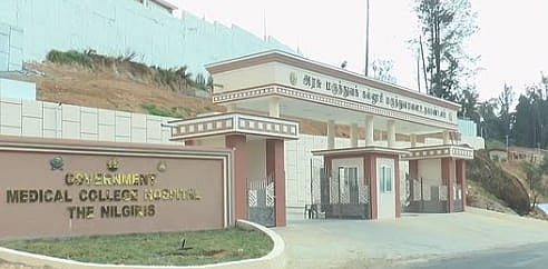 இந்தியாவிலேயே முதல்முறை : உதகை அரசு மருத்துவமனையில் பழங்குடியினருக்கு 50 படுக்கை வசதியுடன் தனிக்கட்டடம் !