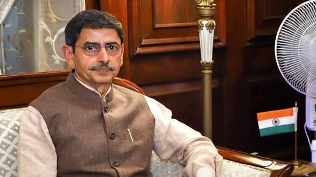 "பல்கலை. வேந்தர் பதவியிலிருந்து ஆளுநர் விடுவிப்பு, இனி முதலமைச்சர்தான்"- திமுக எம்.பி வில்சன் பேட்டி ! 
