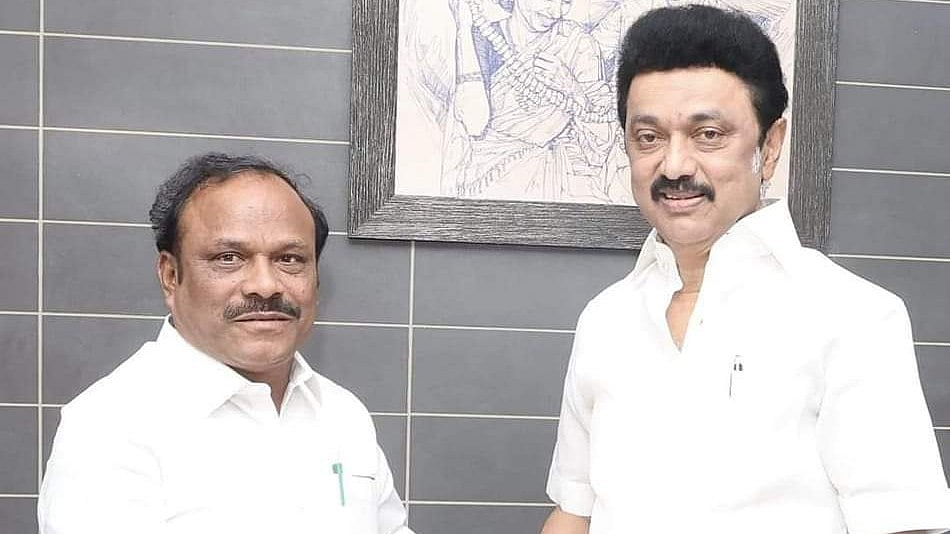 "தொழிலாளர் நலன் காக்கும் அரசு திமுக அரசு : தொழிலாளர்களுக்கு செய்த சாதனைகளை பட்டியலிட்ட அமைச்சர் கணேசன் !