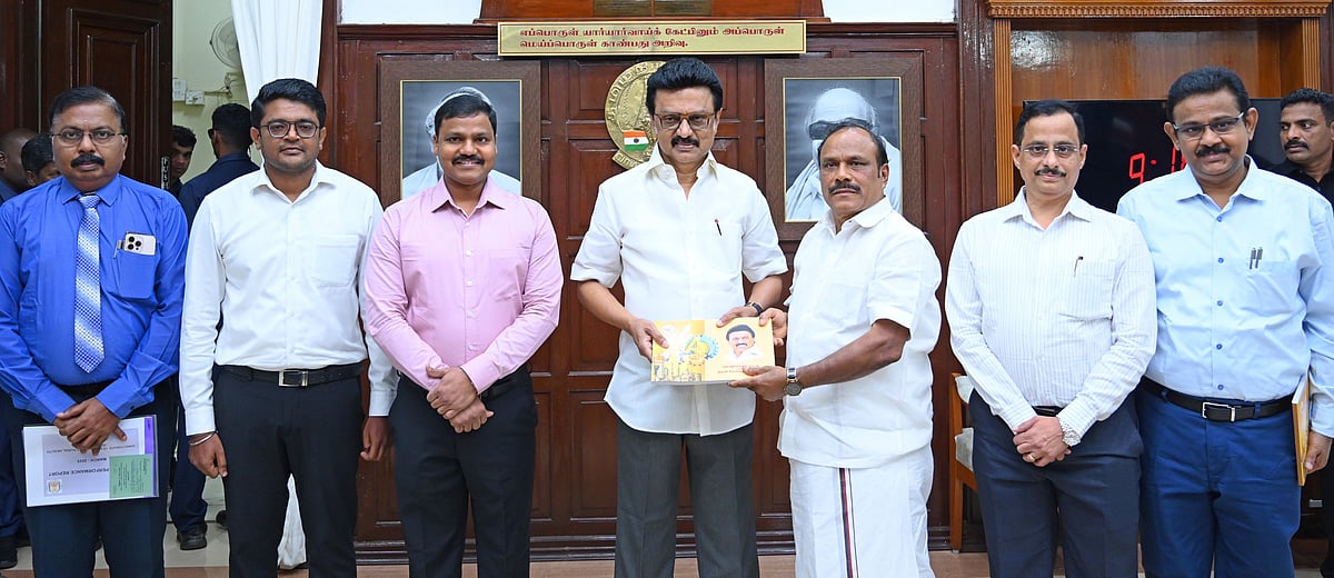 "தொழிலாளர் நலன் காக்கும் அரசு திமுக அரசு : தொழிலாளர்களுக்கு செய்த சாதனைகளை பட்டியலிட்ட அமைச்சர் கணேசன் !