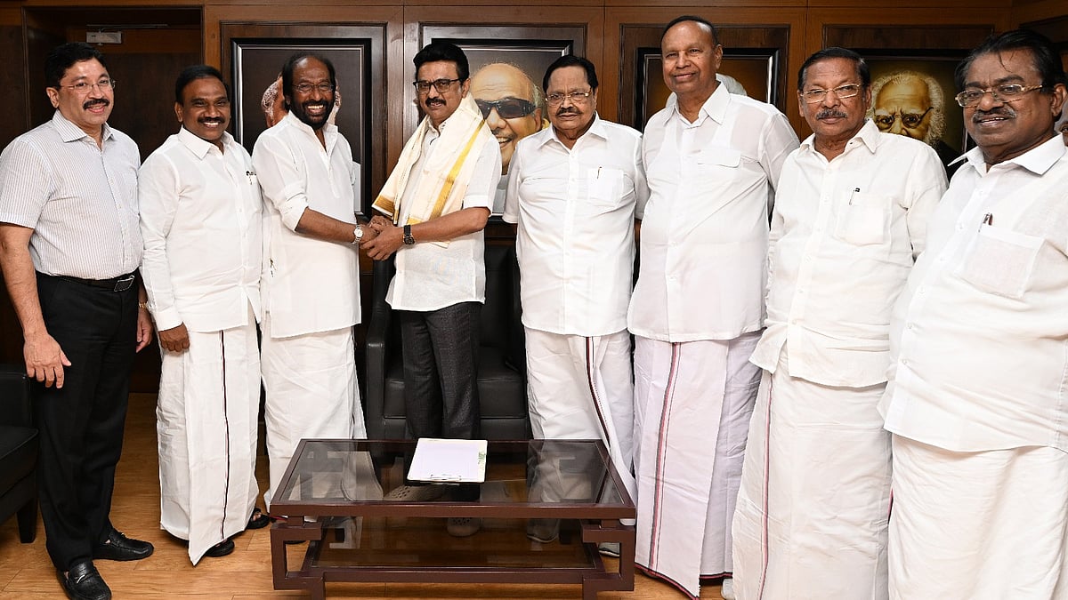 "திமுக இயக்கம் மேலும் மேலும் வலுவடைய அயராது உழைப்பேன்"- துணை பொதுச்செயலாளர் திருச்சி சிவா பேட்டி ! 