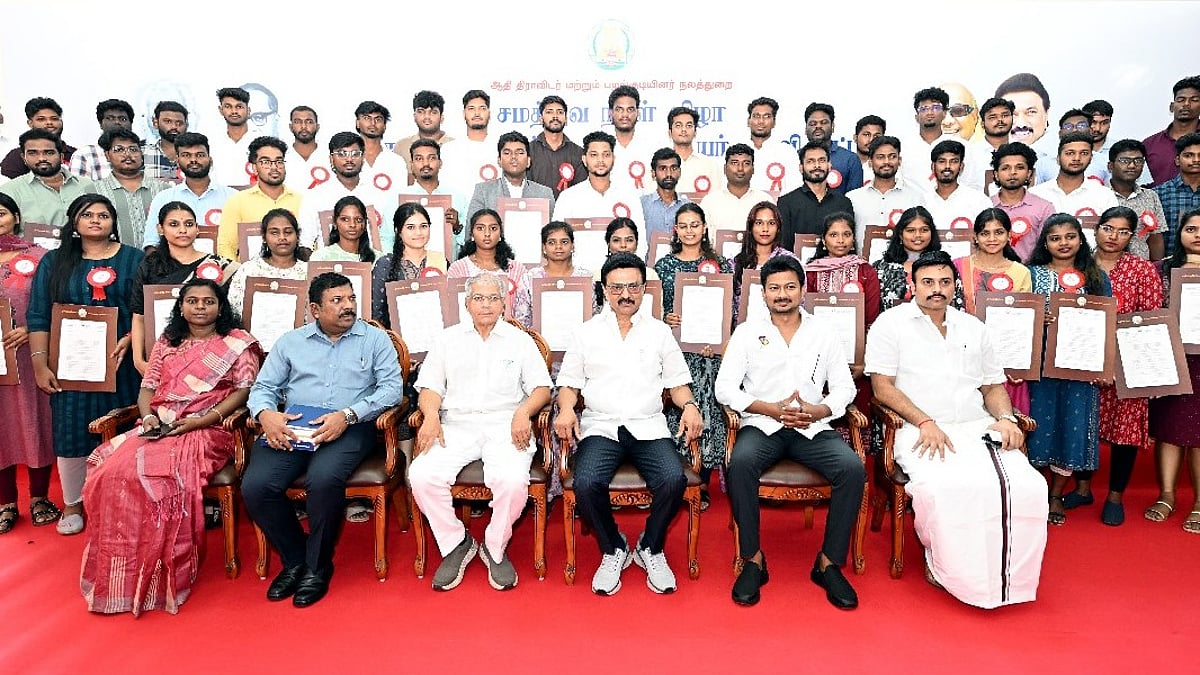 சமத்துவ நாளில் 48,436 பயனாளிகளுக்கு நலத்திட்ட உதவிகள்! : முதலமைச்சர் மு.க.ஸ்டாலின் வழங்கினார்!