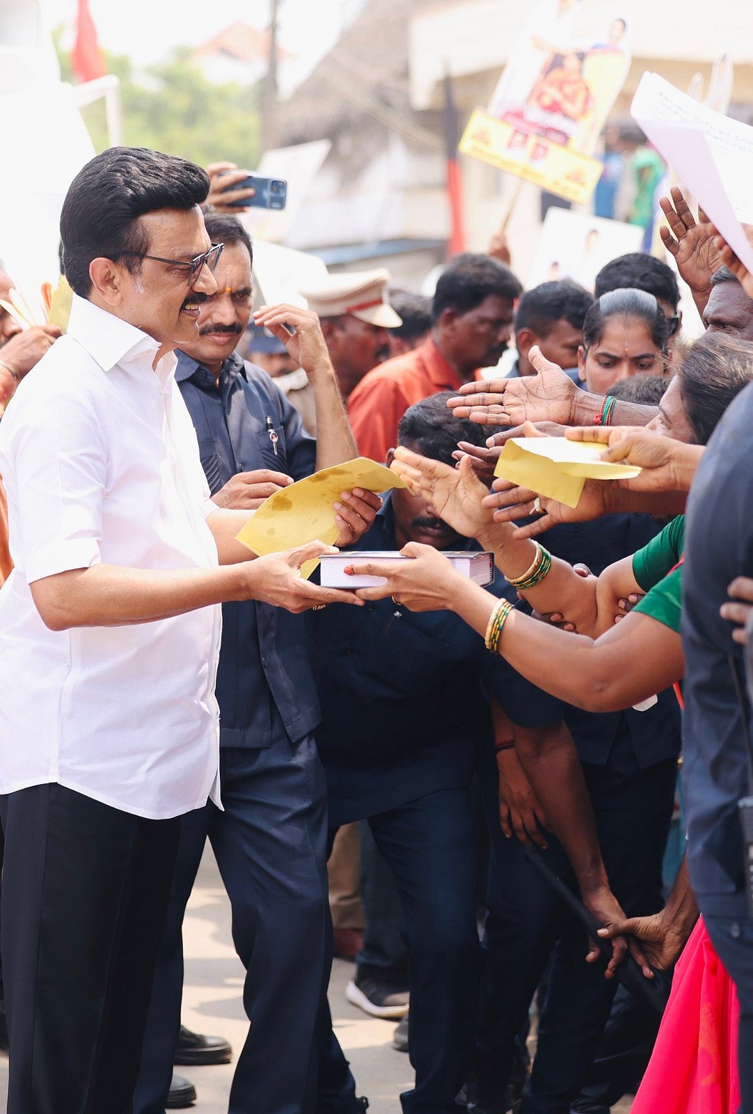 திருவள்ளூர் மாவட்டத்திற்கான 5 புதிய திட்டங்கள் : முதலமைச்சர் மு.க.ஸ்டாலின் அறிவிப்பு! - விவரம் உள்ளே!