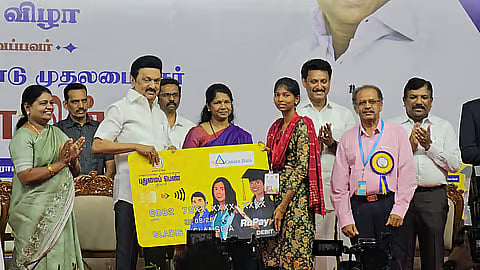 நாடு போற்றும் நல்லாட்சி : தமிழ்நாட்டை தலைநிமிர வைத்த திராவிட நாயகர் மு.க.ஸ்டாலின்!