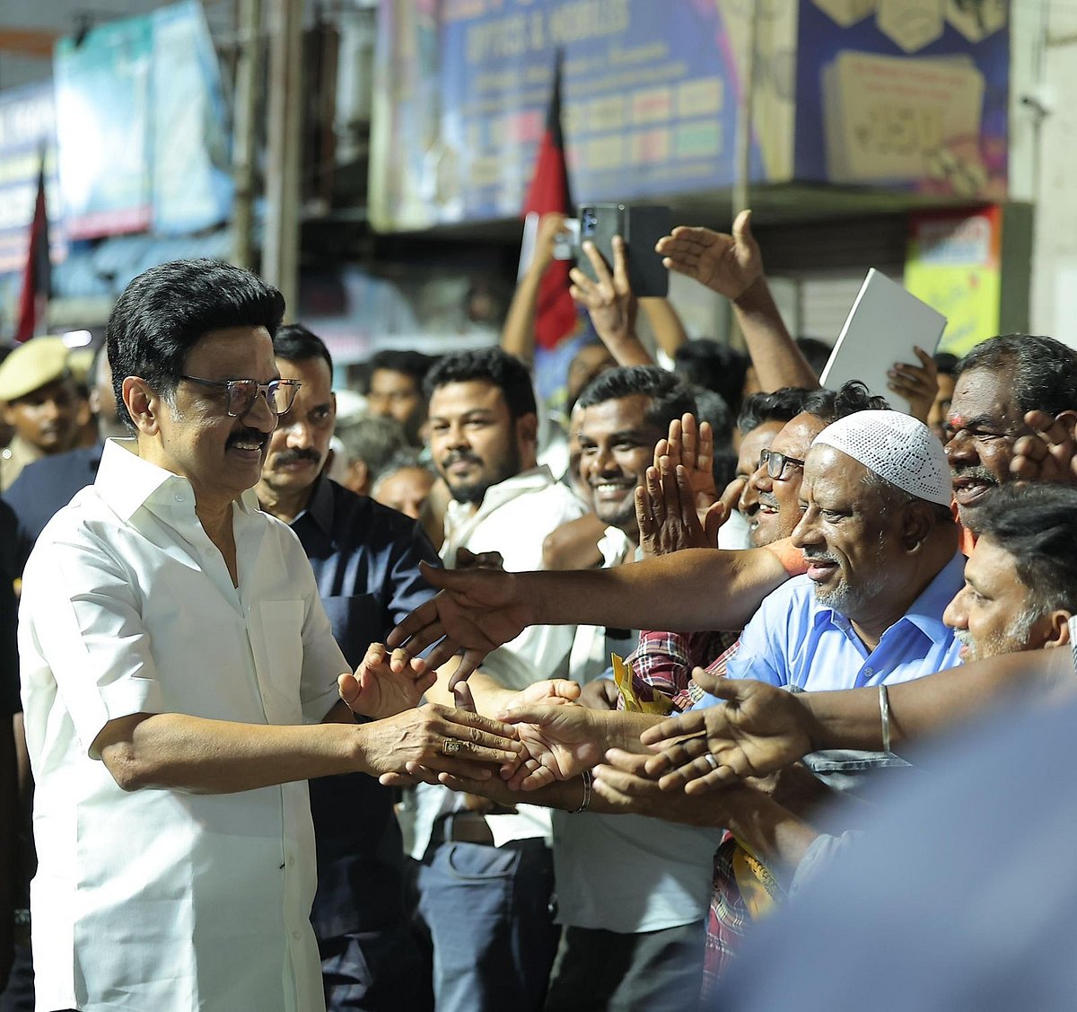 தமிழ்நாடு வளர்ந்துள்ளது... உயர்ந்துள்ளது... தமிழ்நாட்டைப் பாராட்டுங்கள் - முரசொலி!