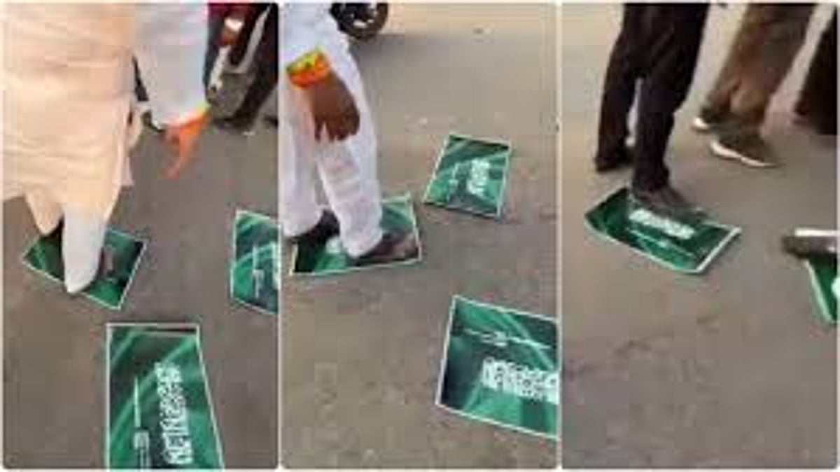 பாக். கொடியுடன் சவுதி அரேபிய கொடியையும் அவமதித்த கும்பல்.. உ.பி-யில் அரங்கேறிய சம்பவம் -குவியும் கண்டனம்!