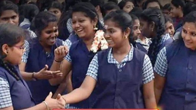 10 ஆம் வகுப்பு பொதுத் தேர்வு முடிவு வெளியீடு : 93.80% மாணவர்கள் தேர்ச்சி - முதலிடம் பிடித்த மாவட்டம் எது?