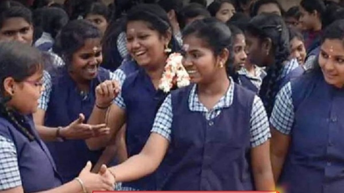 10 ஆம் வகுப்பு பொதுத் தேர்வு முடிவு வெளியீடு : 93.80% மாணவர்கள் தேர்ச்சி - முதலிடம் பிடித்த மாவட்டம் எது?