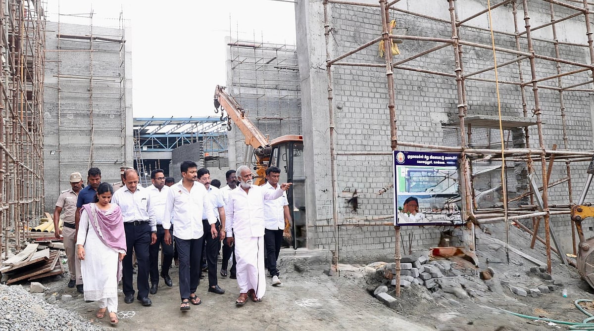 கொளத்தூரில் ரூ.7.5 கோடியில் நீச்சல்குளம் & முதலமைச்சர் சிறு விளையாட்டரங்கம்! : துணை முதலமைச்சர் ஆய்வு!