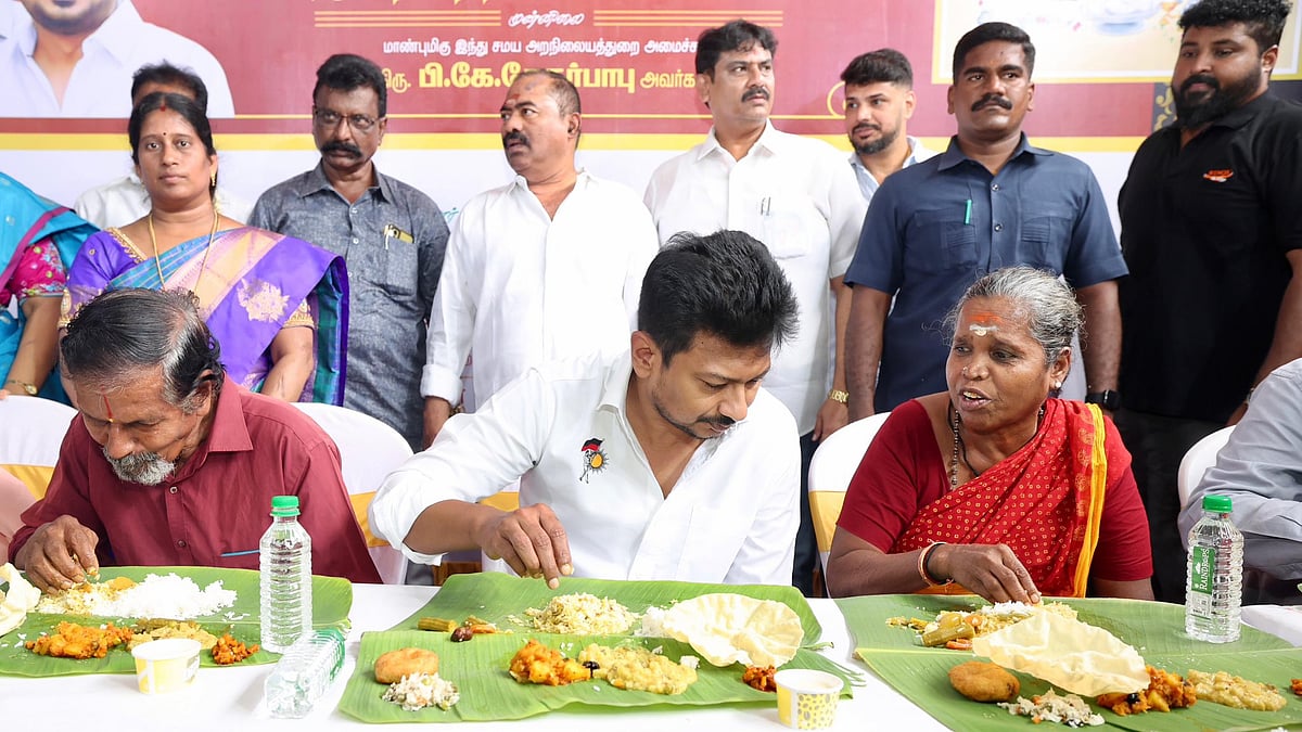 ஆண்டொன்றுக்கு 82,000 பேருக்கு அன்னதானம் வழங்கும் திட்டம் : துணை முதலமைச்சர் தொடங்கி வைத்தார்! 