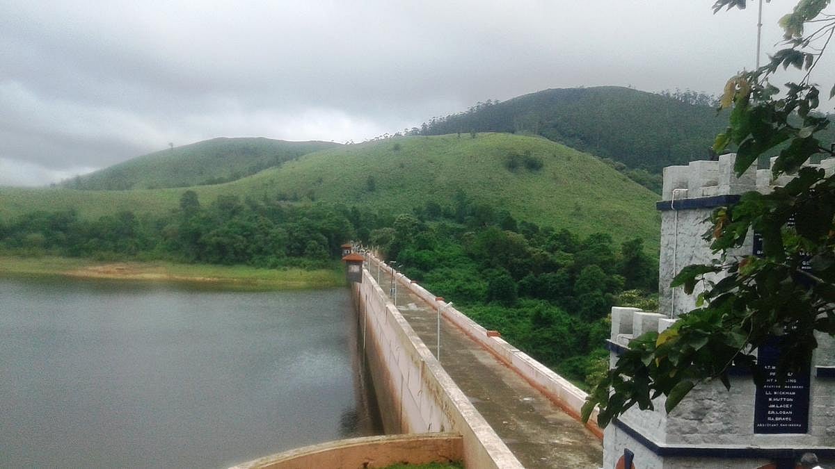 முல்லை பெரியாறு அணையை பராமரிக்க கேரளாவுக்கு  உத்தரவிடவேண்டும்- உச்சநீதிமன்றத்தில் தமிழ்நாடு அரசு கோரிக்கை