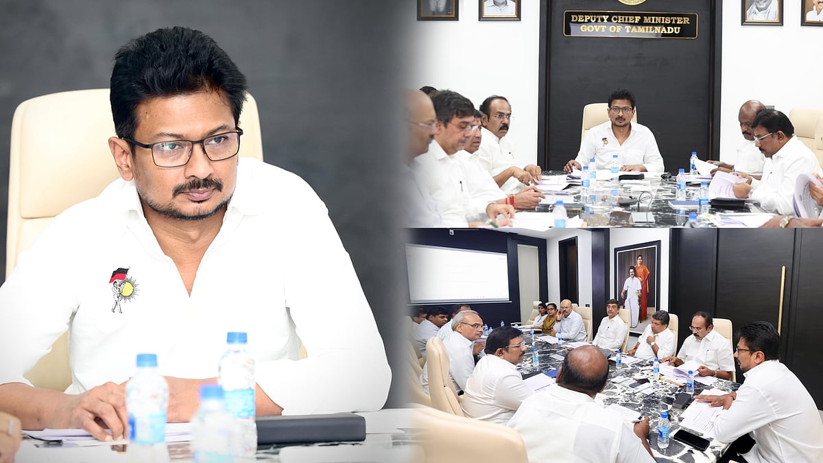 கல்லூரி மாணவர்களுக்கு மடிக்கணினி வழங்கும் பணி... துணை முதலமைச்சர் தலைமையில் ஆலோசனை!