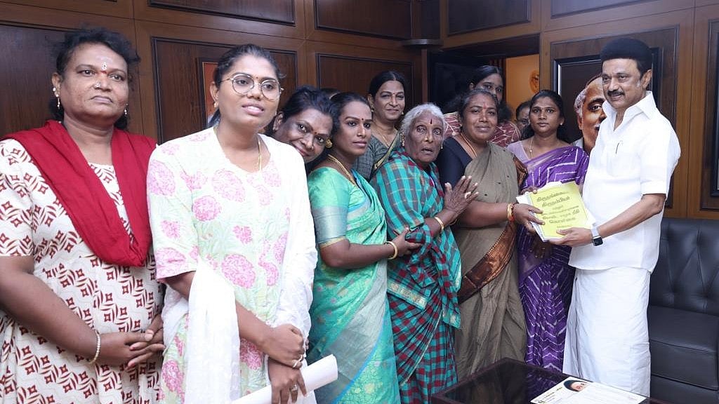 திராவிட மாடல் அரசின் திட்டங்களால் வாழ்வில் ஏற்றம் பெரும் திருநங்கையர்கள் : தமிழ்நாடு அரசு பெருமிதம் !