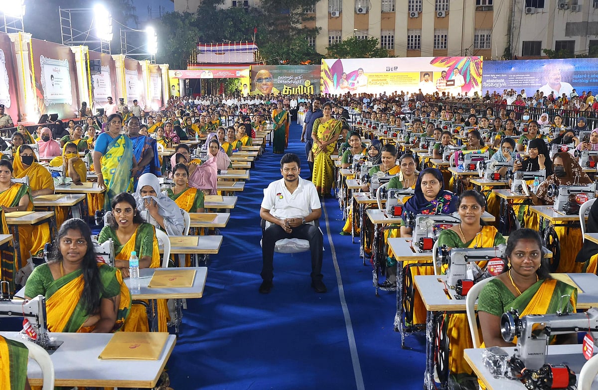 “தமிழ்நாட்டு மக்கள் நமக்கு வெற்றியை மட்டுமே பரிசாக கொடுக்கிறார்கள்..” - துணை முதலமைச்சர் நெகிழ்ச்சி!