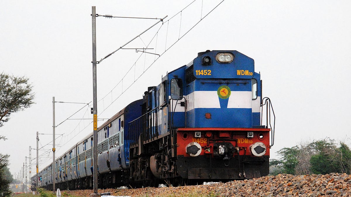 ரயிலில் தட்கல் டிக்கெட் முன்பதிவு செய்பவரா நீங்கள்? : உங்களுக்கான முக்கிய செய்தி இதோ!