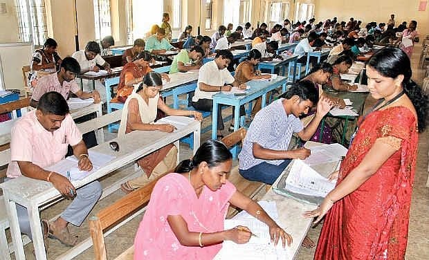 நாளை நடைபெறுகிறது TNPSC குரூப்-1, குரூப் 1ஏ தேர்வு... தேர்வு மையங்கள் எத்தனை ? முழு விவரம் உள்ளே ! 