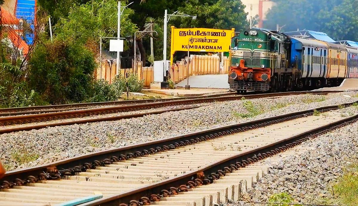 மறுசீரமைப்பு செய்யப்படும் கும்பகோணம் ரயில் நிலையம்... டெண்டர் வெளியிட்டது தெற்கு ரயில்வே ! 