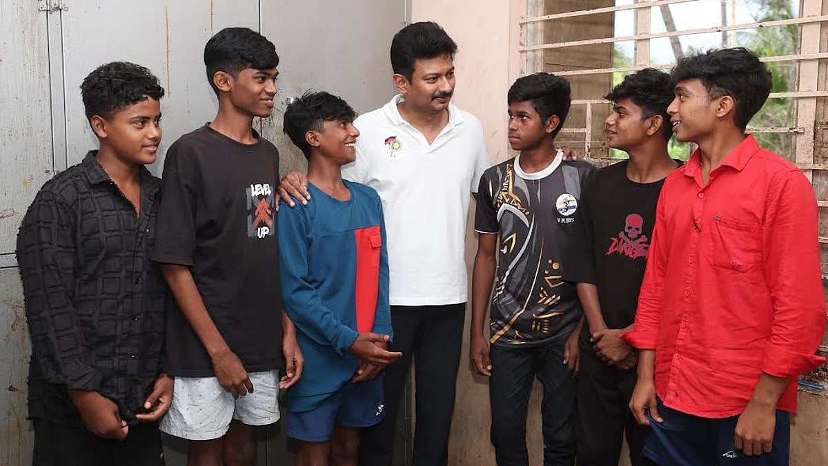 எப்படி இருக்கீங்க?... : மாணவர் விடுதியில் திடீர் ஆய்வு மேற்கொண்டு துணை முதலமைச்சர் உதயநிதி!