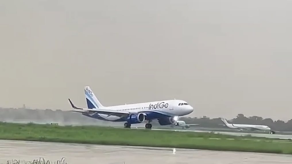 திடீரென ஏற்பட்ட இயந்திரக் கோளாறு - சென்னையில் அவசரமாக தரையிறங்கிய விமானம் : நடந்தது என்ன?