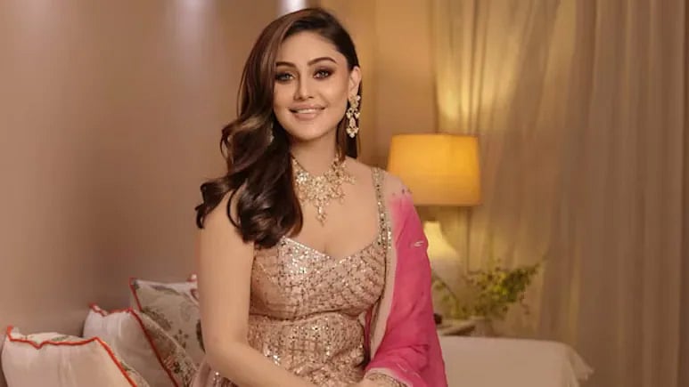 பிக் பாஸ் நிகழ்ச்சியில் பங்கேற்ற பிரபல நடிகை திடீர் மரணம் : ரசிகர்கள் அதிர்ச்சி!