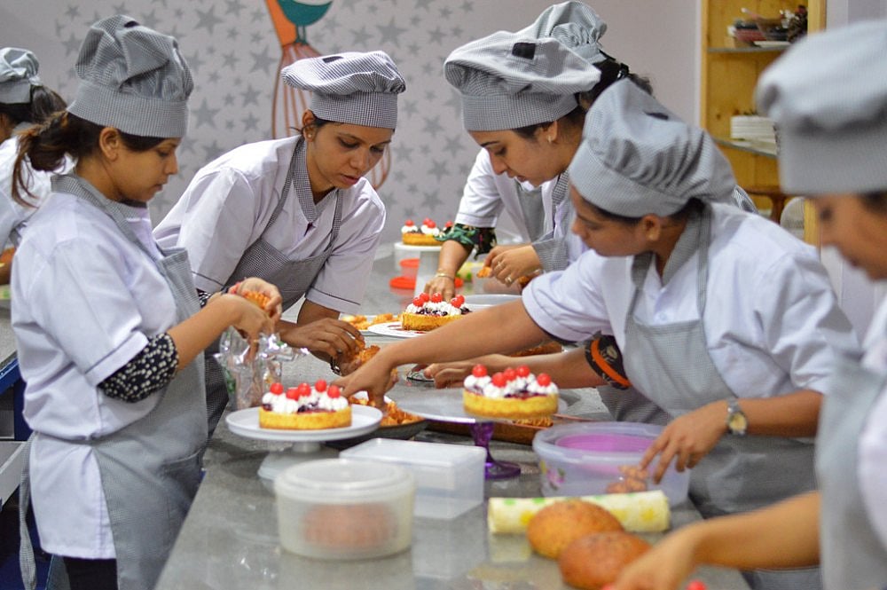 பேக்கரி பொருட்கள் தயாரித்தல் பயிற்சி... தமிழ்நாடு அரசின் அசத்தல் அறிவிப்பு... முழு விவரம் உள்ளே !