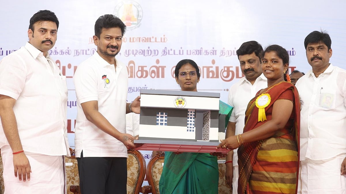ரூ.40.86 கோடி - 2,099 பயனாளிகளுக்கு நலத்திட்ட உதவிகளை வழங்கிய துணை முதலமைச்சர் உதயநிதி!