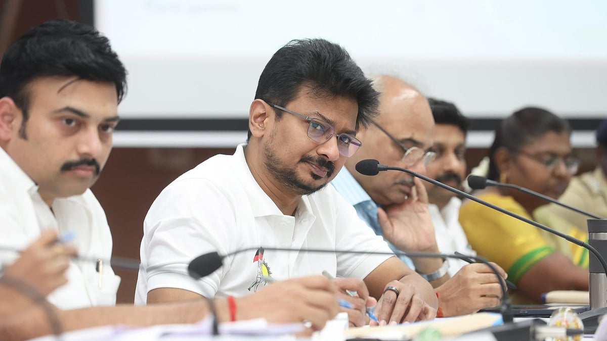 "மனுக்களை கவனமாக பரிசீலனை செய்ய வேண்டும்" : அதிகாரிகளுக்கு துணை முதலமைச்சர் உதயநிதி அறிவுறுத்தல்!