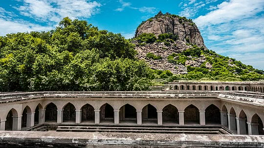 உலக புராதன சின்னங்கள் பட்டியலில் செஞ்சி கோட்டை : யுனெஸ்கோ அறிவிப்பு!