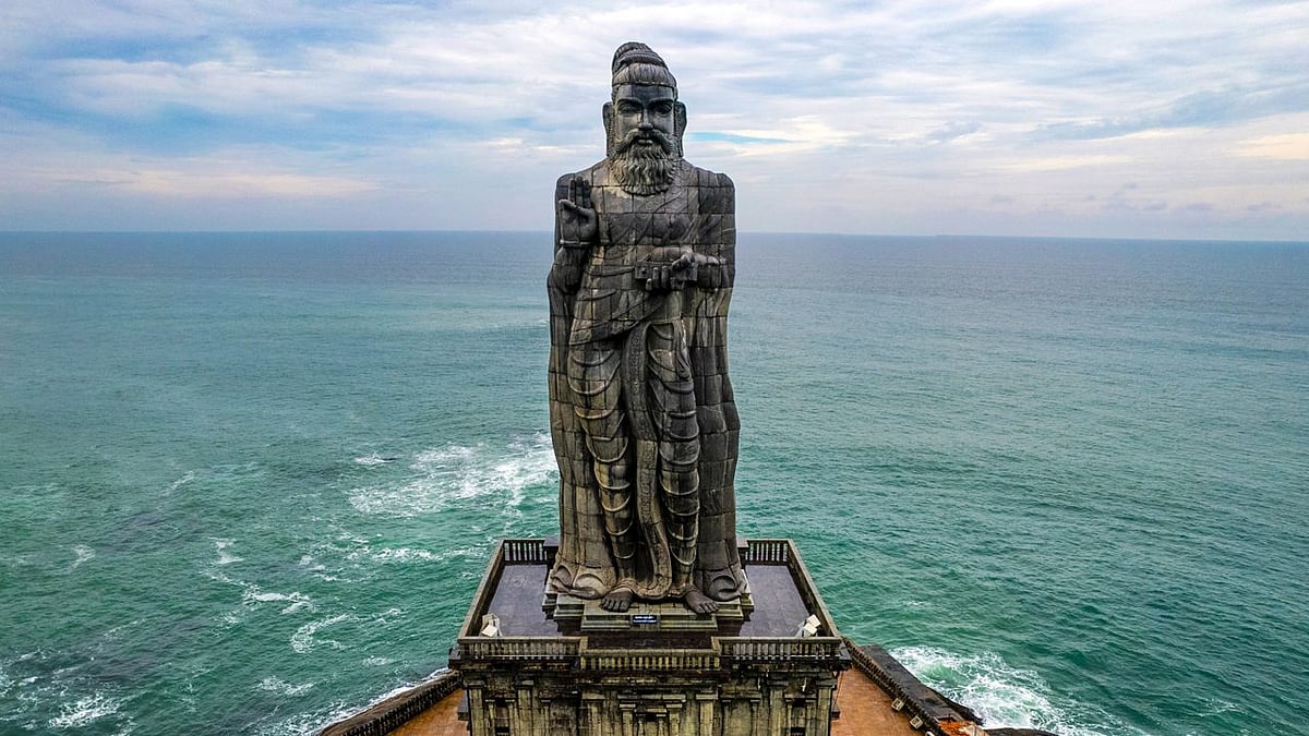 "வள்ளுவரை திருடப்பார்க்கிறர்கள், வள்ளுவரின் வெப்பம் அவர்களை பொசுக்கிவிடும்" - முதலமைச்சர் ஆவேசம் ! 