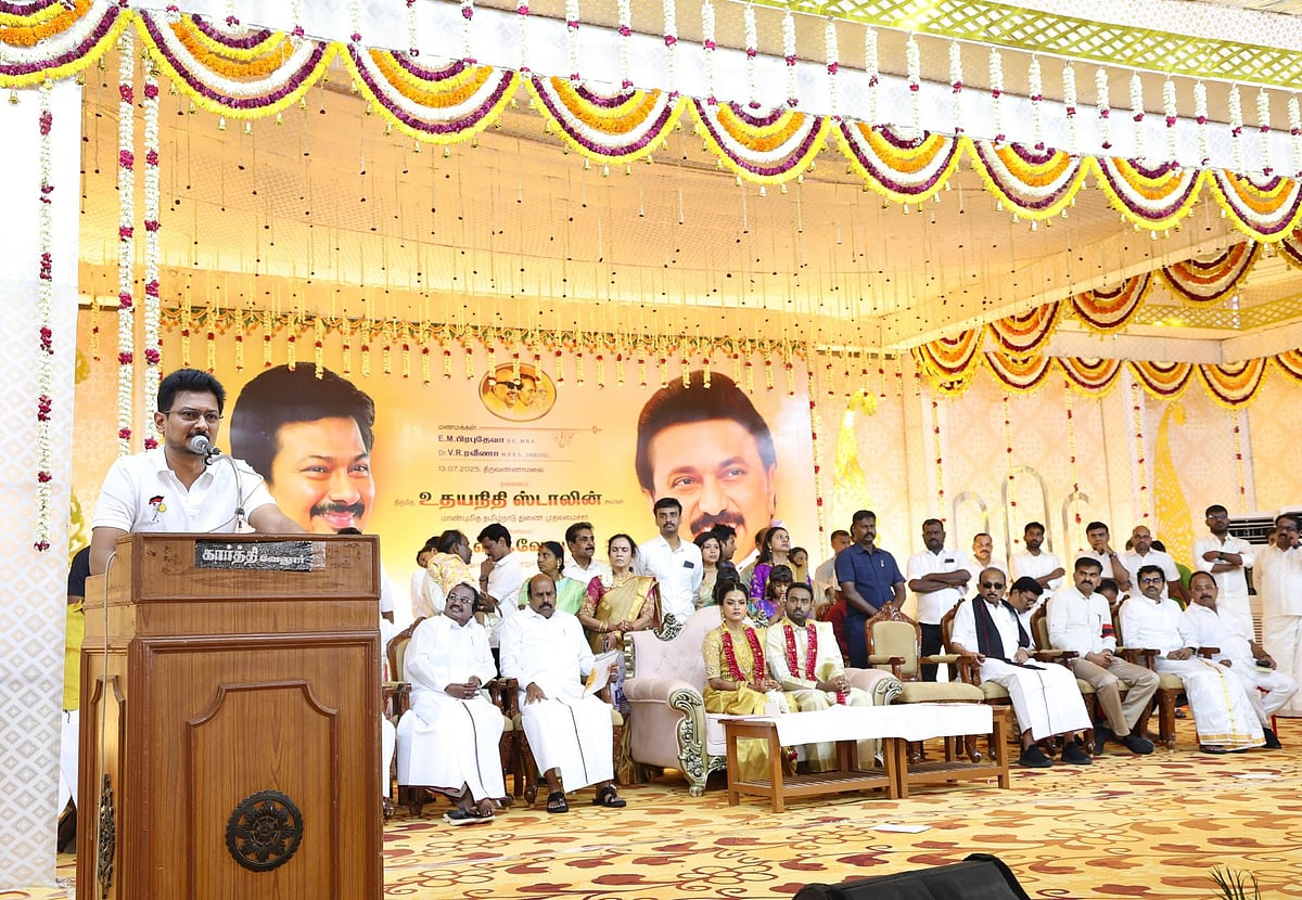 "கழக அரசின் சாதனைகளை, மக்களை ஞாபகப்படுத்திக் கொண்டே இருங்கள்"... துணை முதலமைச்சர் உதயநிதி வேண்டுகோள் !  