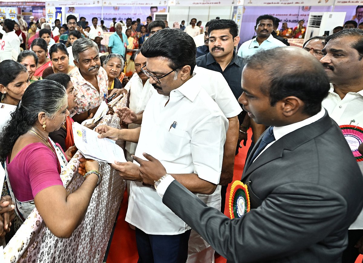 மக்களோடு மக்களாக இருக்கும் முதலமைச்சர் என்பதற்கு சான்று ‘உங்களுடன் ஸ்டாலின்’ திட்டம்!: முரசொலி புகழாரம்! 