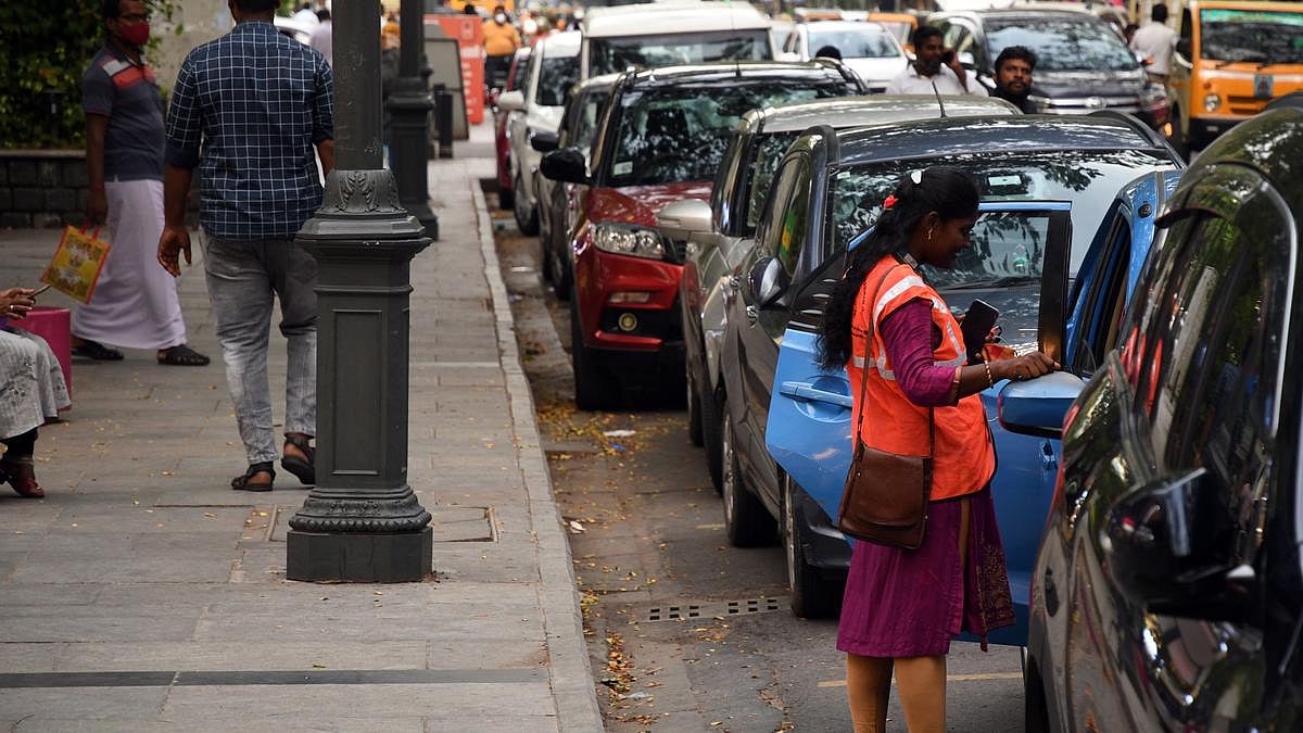 சென்னைவாசிகளுக்கு ஒரு Good News... சென்னை மாநகராட்சி Parking-ல் இலவசமாக Park செய்யலாம் : விவரம் உள்ளே ! 