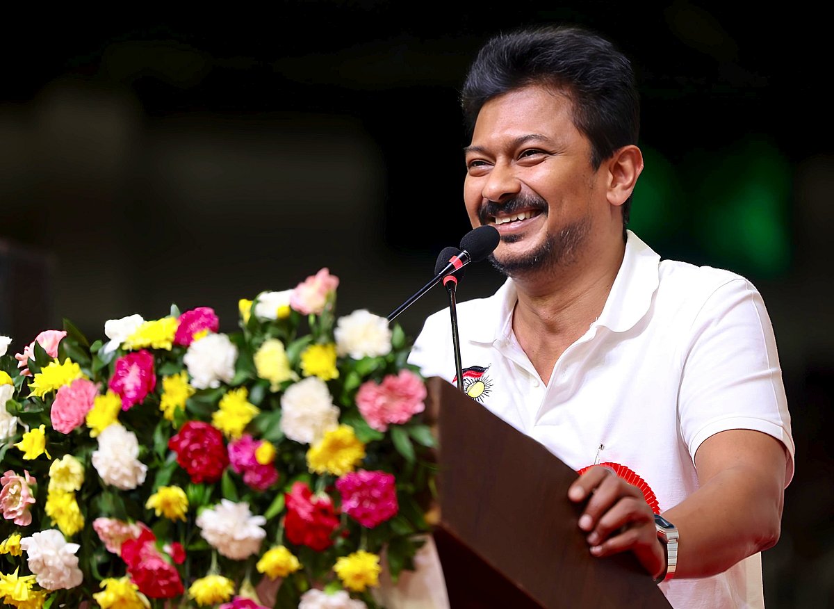 “PET Period-அ எந்த டீச்சர்ஸும் கடனா வாங்காதீங்க.. வேண்டுமென்றால்...” - துணை முதலமைச்சர் உதயநிதி கலகல!