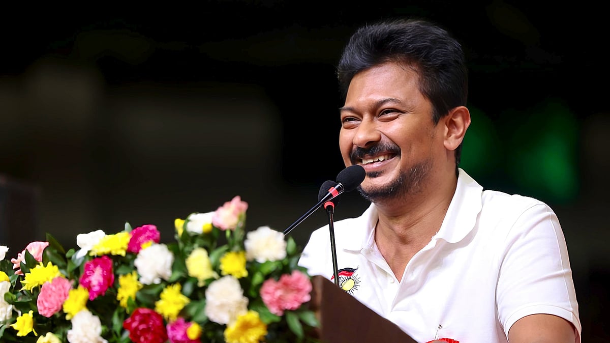 “PET Period-அ எந்த டீச்சர்ஸும் கடனா வாங்காதீங்க.. வேண்டுமென்றால்...” - துணை முதலமைச்சர் உதயநிதி கலகல!